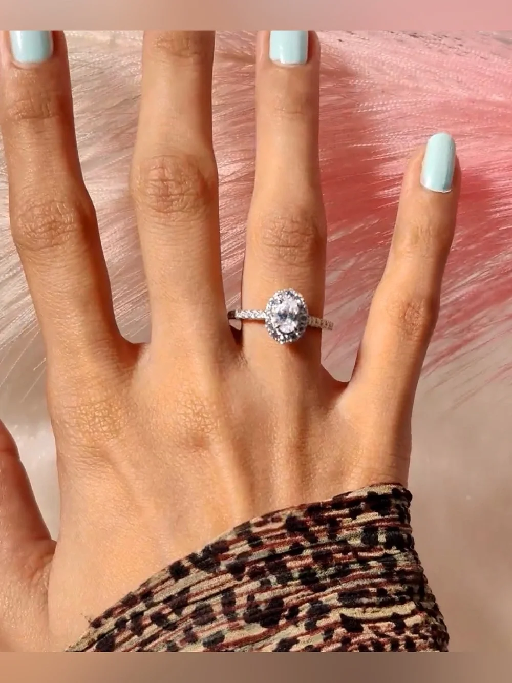 1.5 CTW Diamond Halo Ring Solid Sterling Silver White Gold Plated F-G Size 4-10
